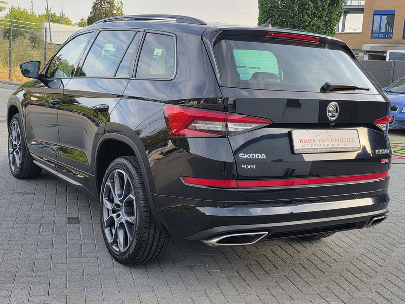 Skoda Kodiaq RS 4x4 -Panorama/7Sitze/AHK- — photo 18
