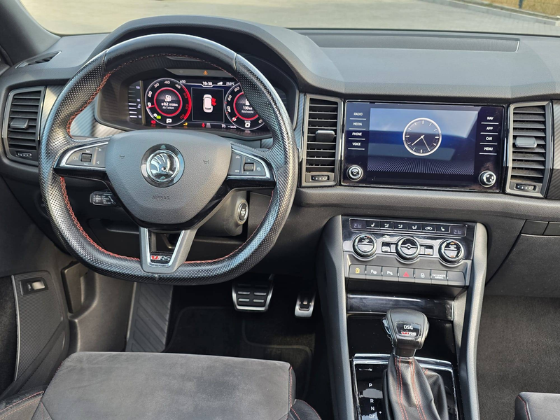 Skoda Kodiaq RS 4x4 -Panorama/7Sitze/AHK- — photo 44