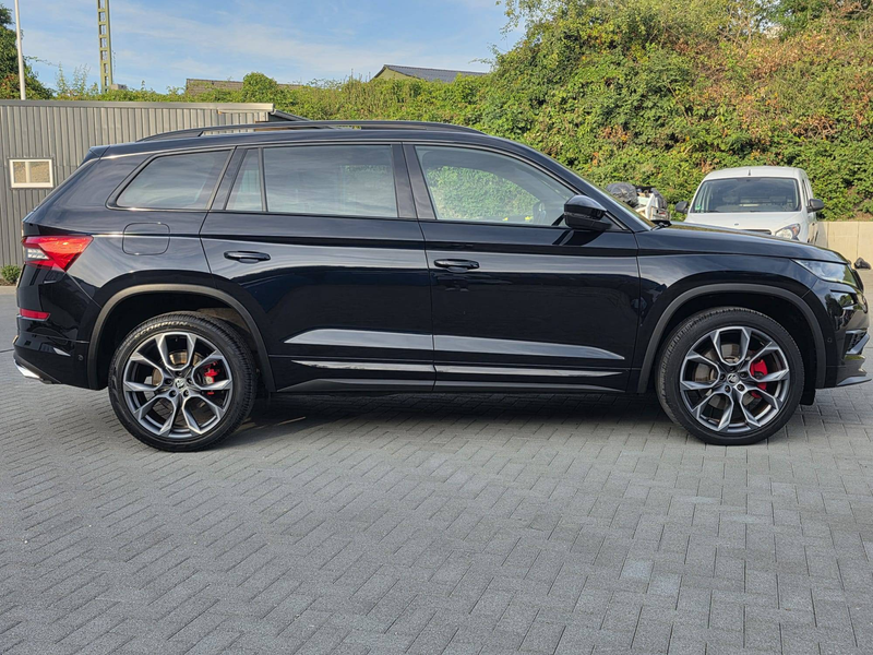 Skoda Kodiaq RS 4x4 -Panorama/7Sitze/AHK- — photo 5