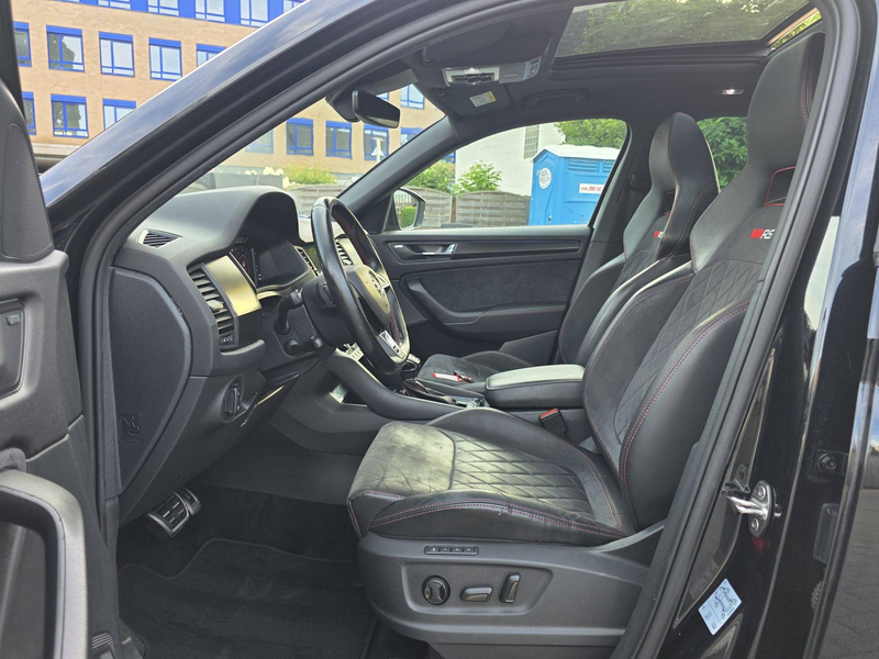 Skoda Kodiaq RS 4x4 -Panorama/7Sitze/AHK- — photo 9