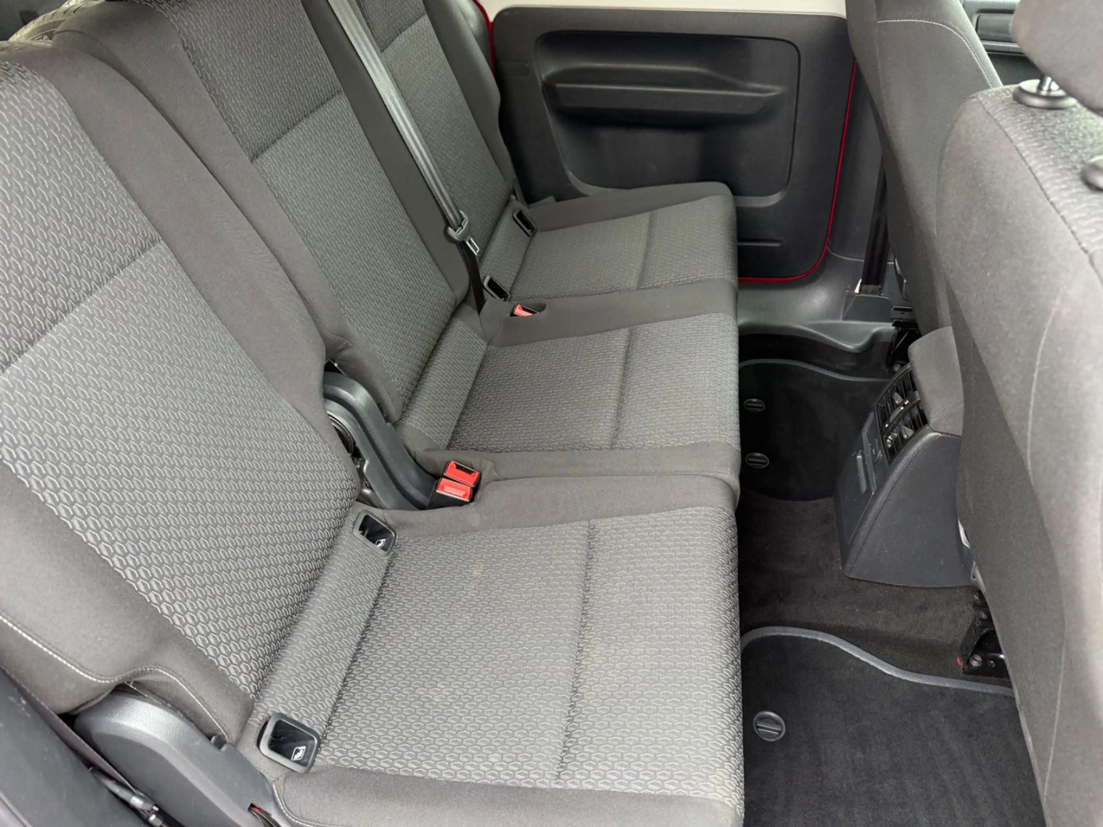 Volkswagen Caddy Trendline 4Motion*KLIMA*AHK+PDC* — photo 12