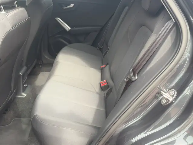 Audi Q2 view 7