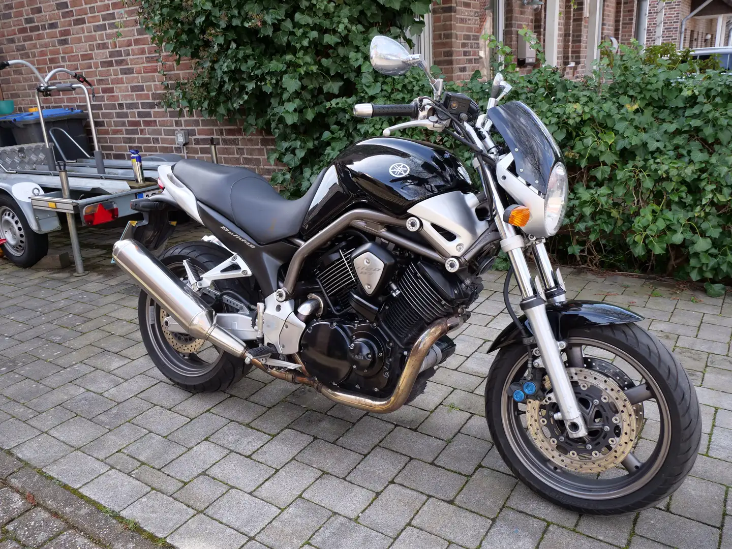 Yamaha BT 1100 Bulldog Originalzustand Negro - 1