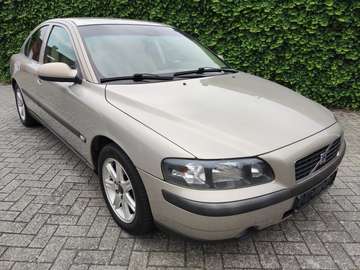 / 2.4D / 2002 / 153.000 / Diesel /
