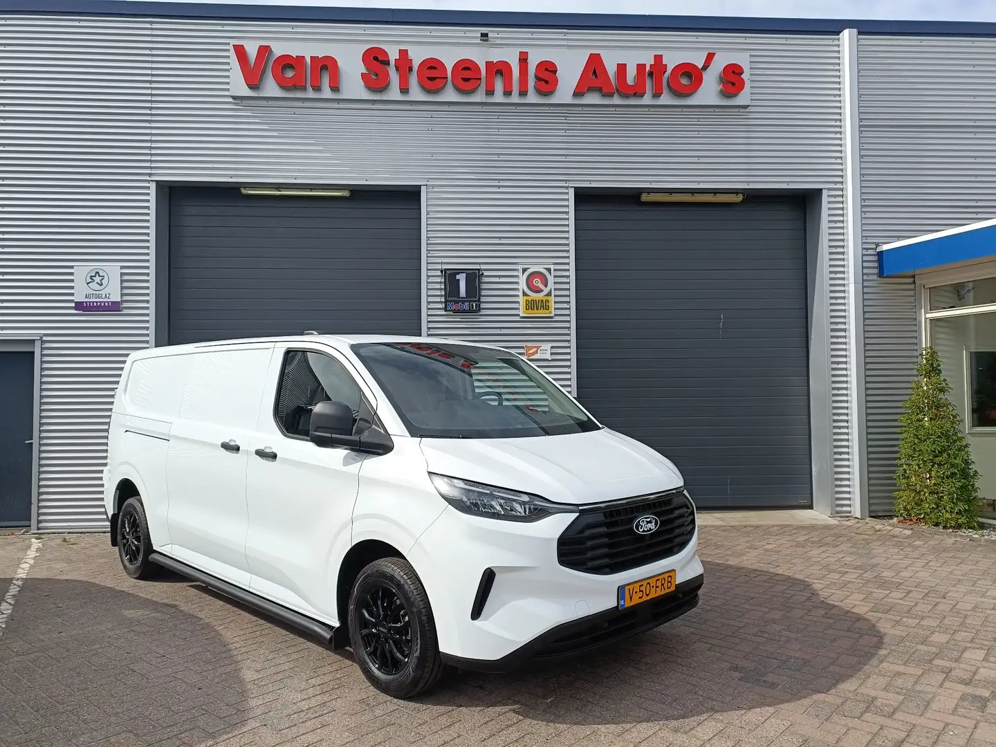 Ford Transit Custom 2.0TDCI L2H1 DUBB SCHUIFDEUR,CAMERA,VELGEN/SIDEBAR Wit - 1