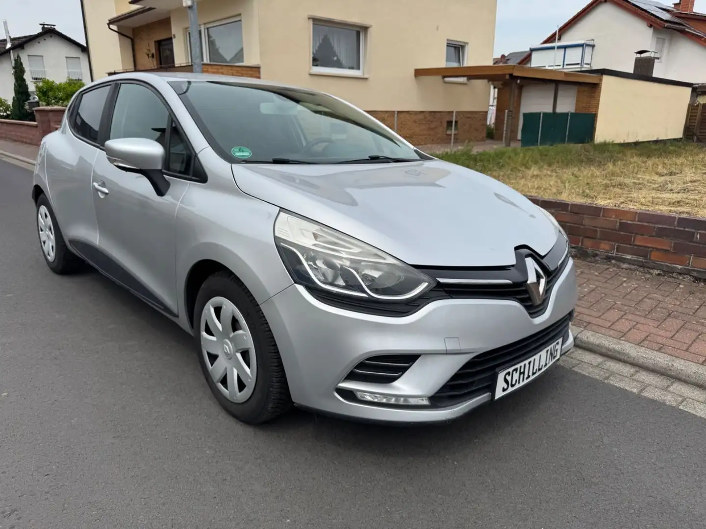 Renault Clio IV 1,5 dCi 1Hand+2Sitzer+LKW+VAN+NAVI+PDC Silber - 2