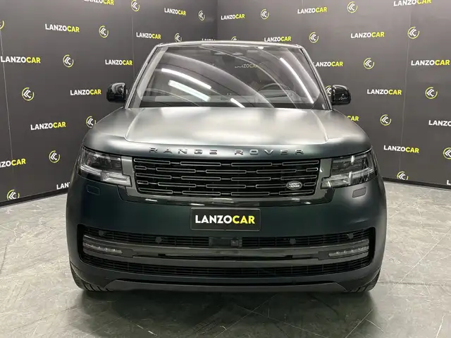 Land Rover Range Rover view 2