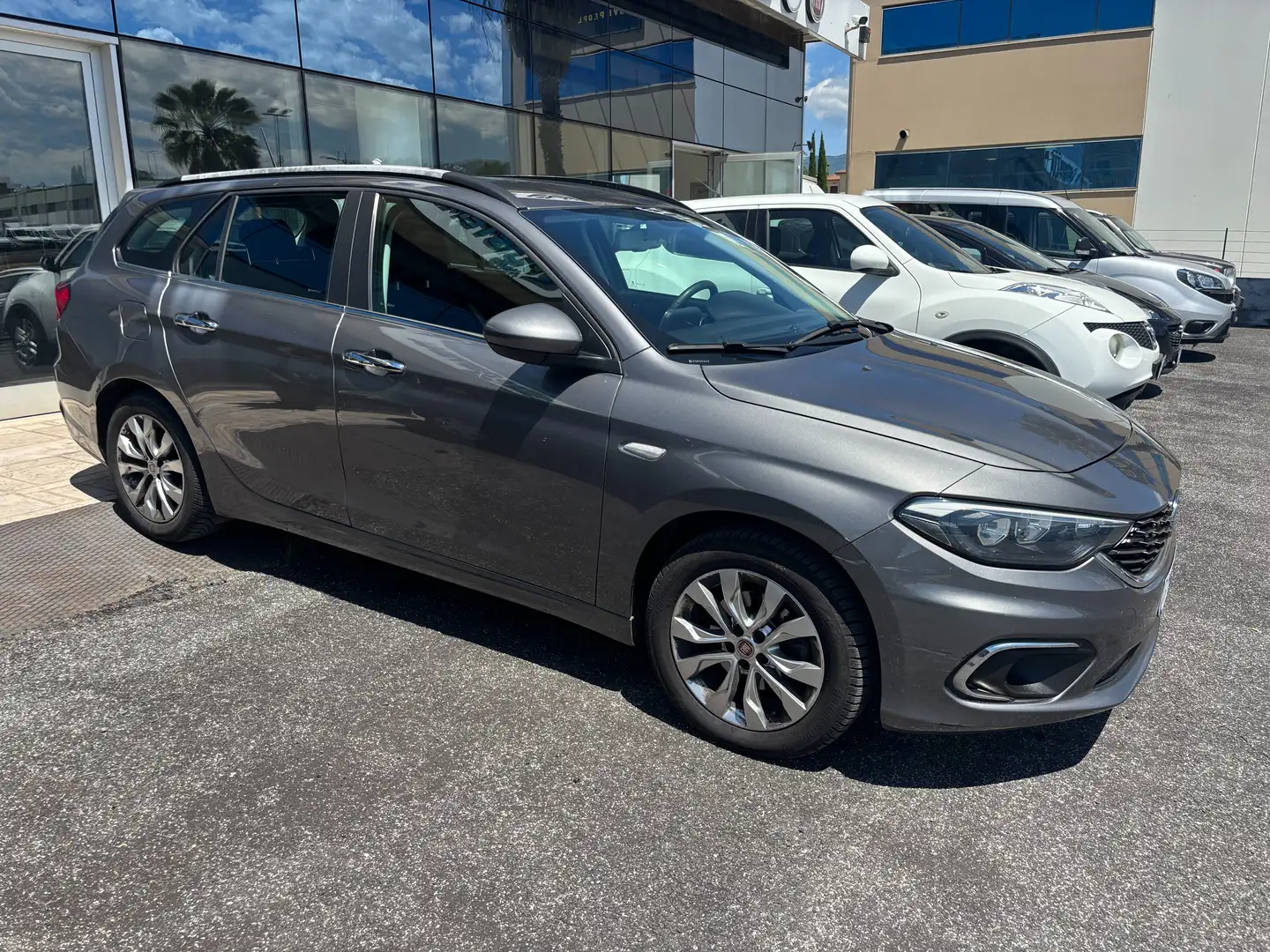 Fiat Tipo Tipo SW 1.6 mjt Business s Gris - 1
