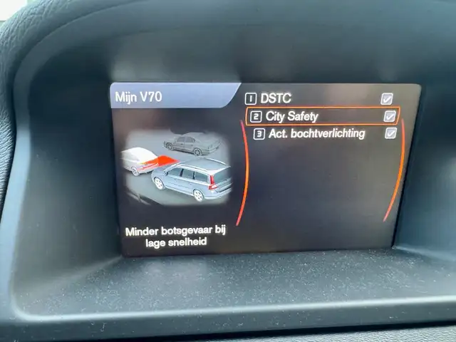 Volvo V70 view 15