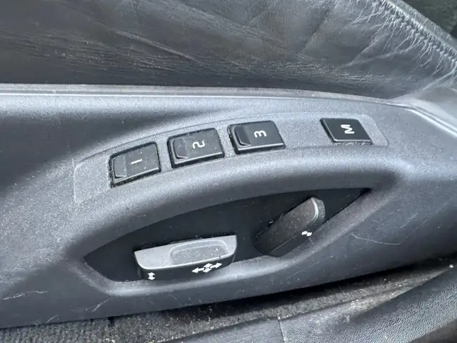 Volvo V70 view 13