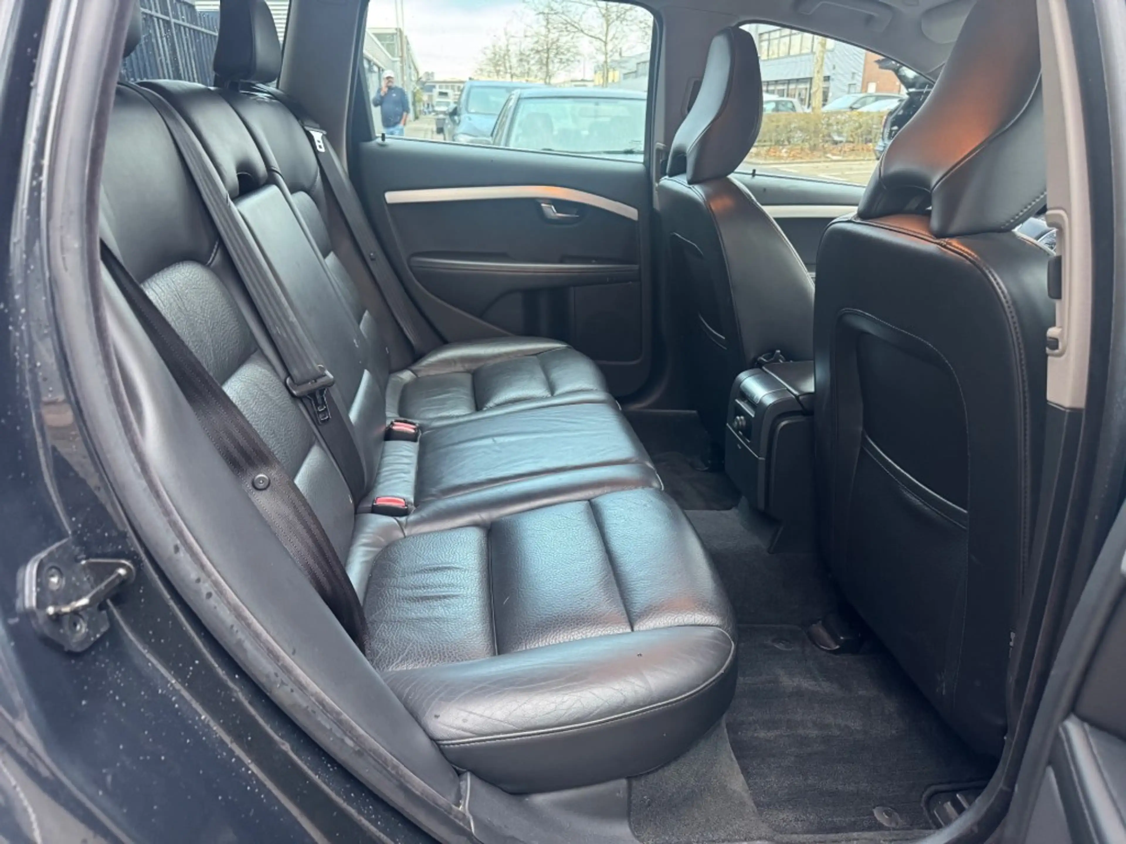 Volvo V70 2.0 D4 Summum LEER Nette Auto Goed Onderhouden APK — photo 12
