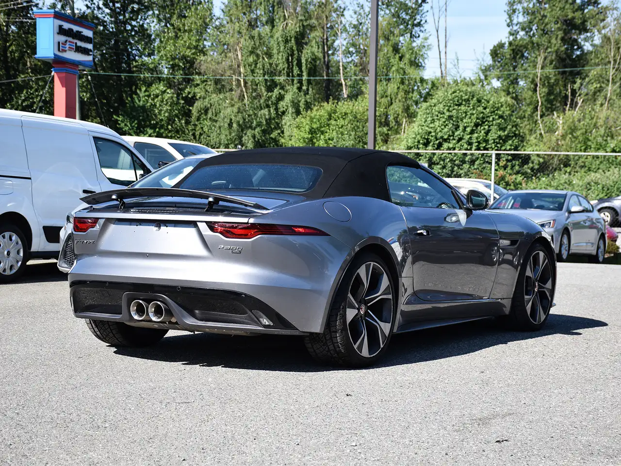 Jaguar F-Type снимка Jaguar F-Type