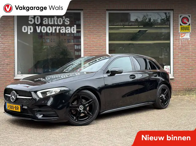 Mercedes-Benz A 180 Business Solution AMG | Widescreen | Sfeer-Ambiant