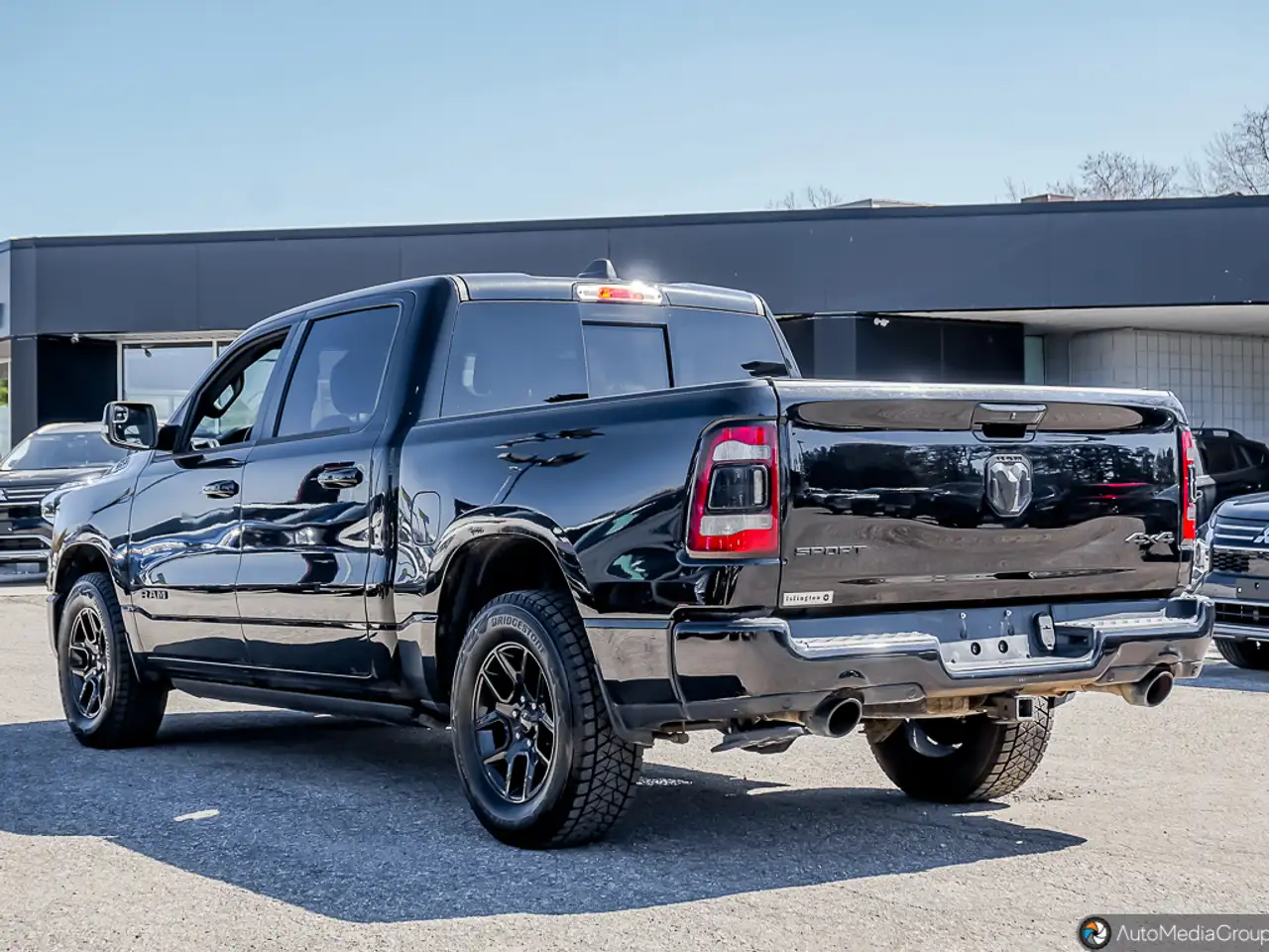 RAM 1500 снимка RAM 1500