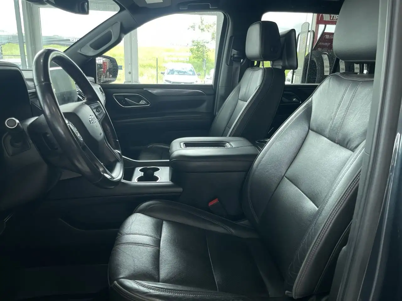 Chevrolet Tahoe снимка Chevrolet Tahoe