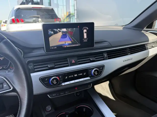 Audi S4 view 26