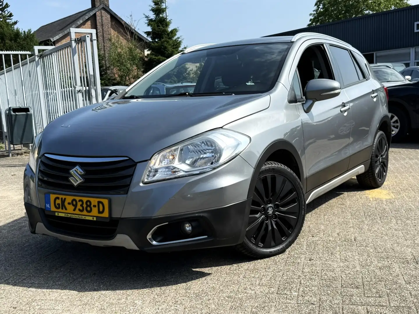Suzuki SX4 S-Cross 1.6 AUTOMAAT EXCLUSIVE ST.VERWARM/CLIMATE/LMV/PDC Grijs - 1