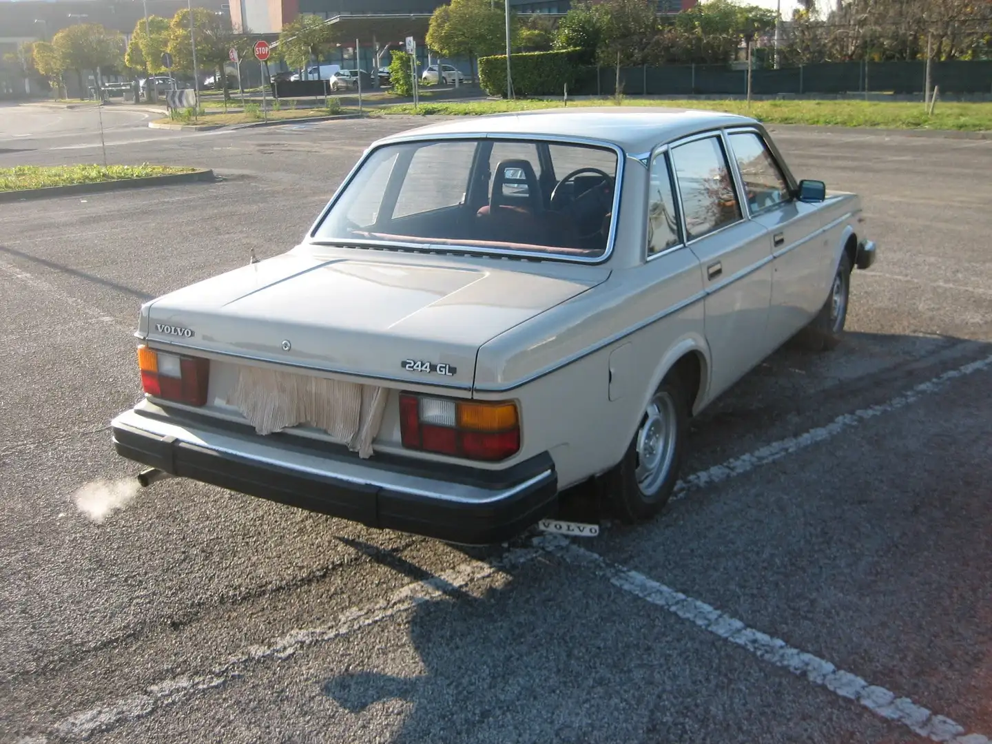 Volvo 244 gl ASI conservato storico ben tenuto Бежевий - 1