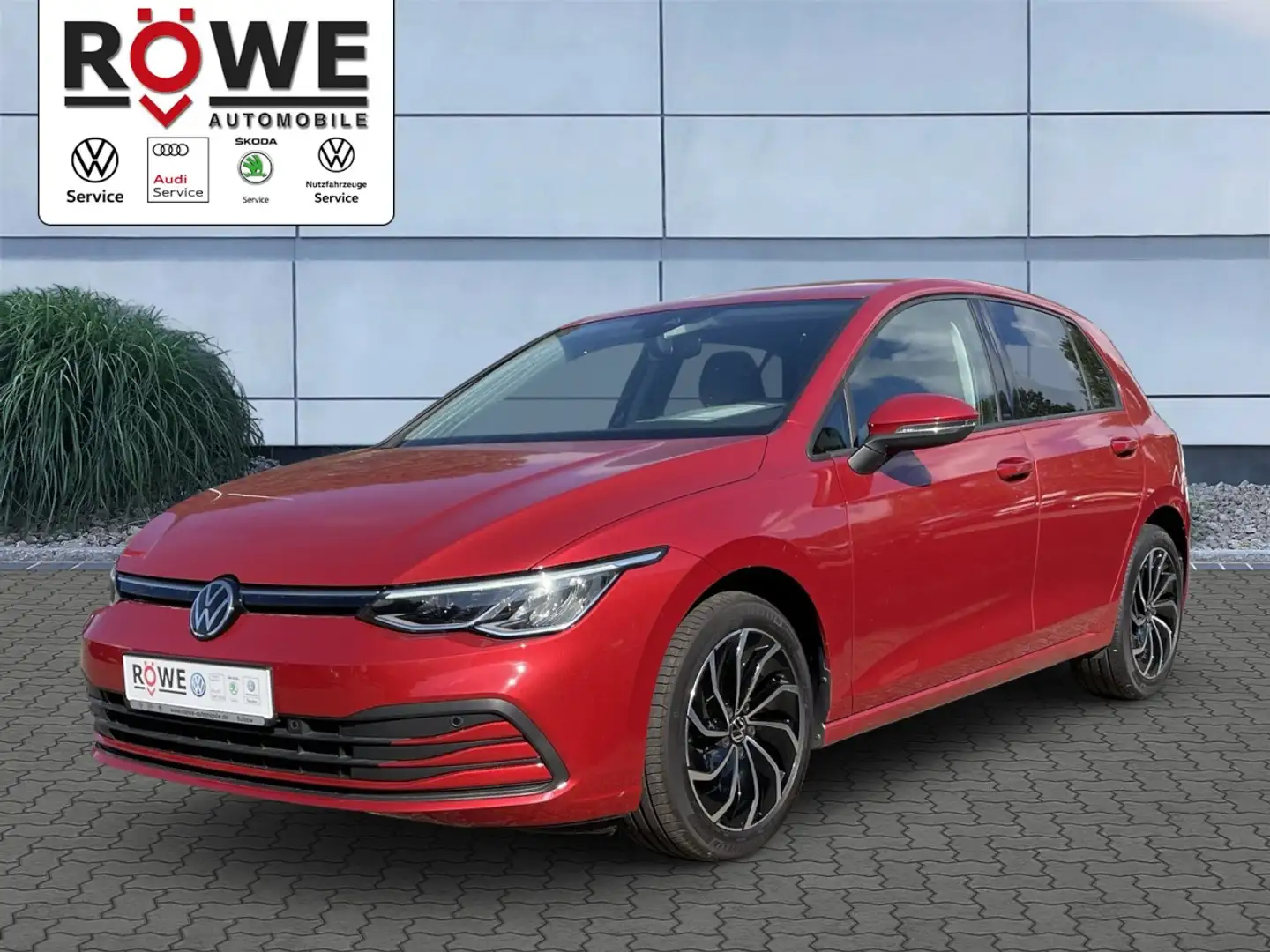 Volkswagen Golf Life 1,0 l eTSI OPF 81 kW (110 PS) 7-Gang-Doppelku Rot - 1