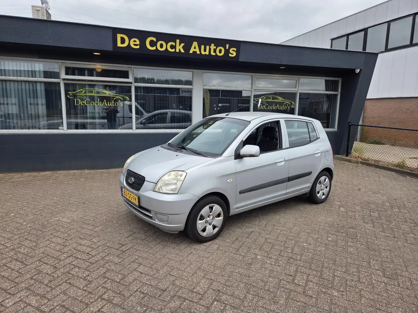 Kia Picanto 1.0 LXE/ APK 10-2026 Grijs - 2