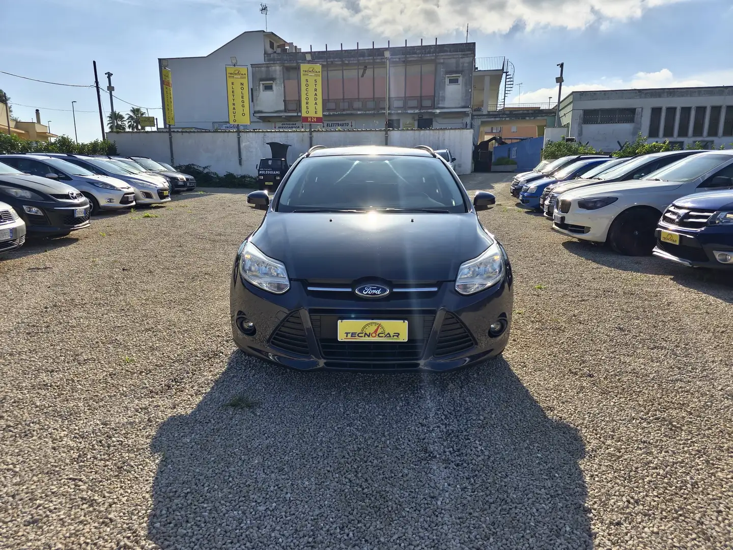 Ford Focus Focus SW 1.6 tdci Titanium 115cv Azul - 1