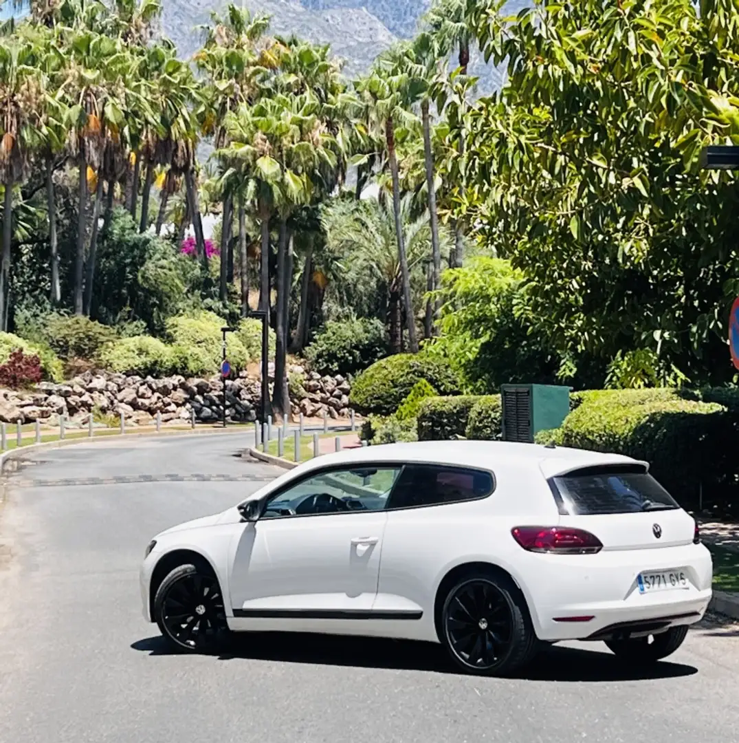 Volkswagen Scirocco 2.0TDI DSG Blanc - 2