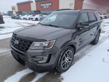 4WD | Sunroof | Heated seats