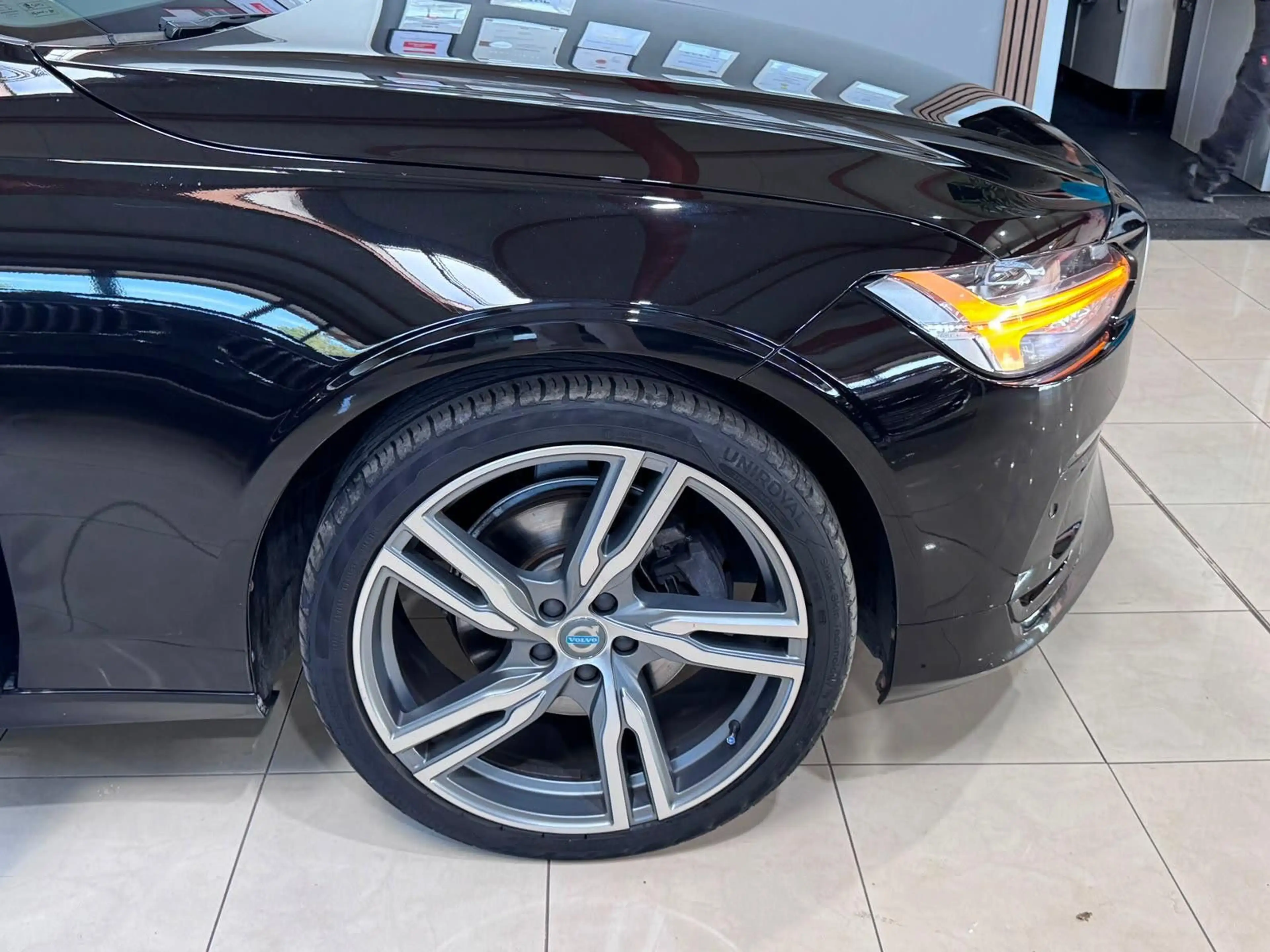 Volvo S90 *LONG*T5*AWD*PANO*R-DESIGN*LED*ACC*ONYX* — photo 5