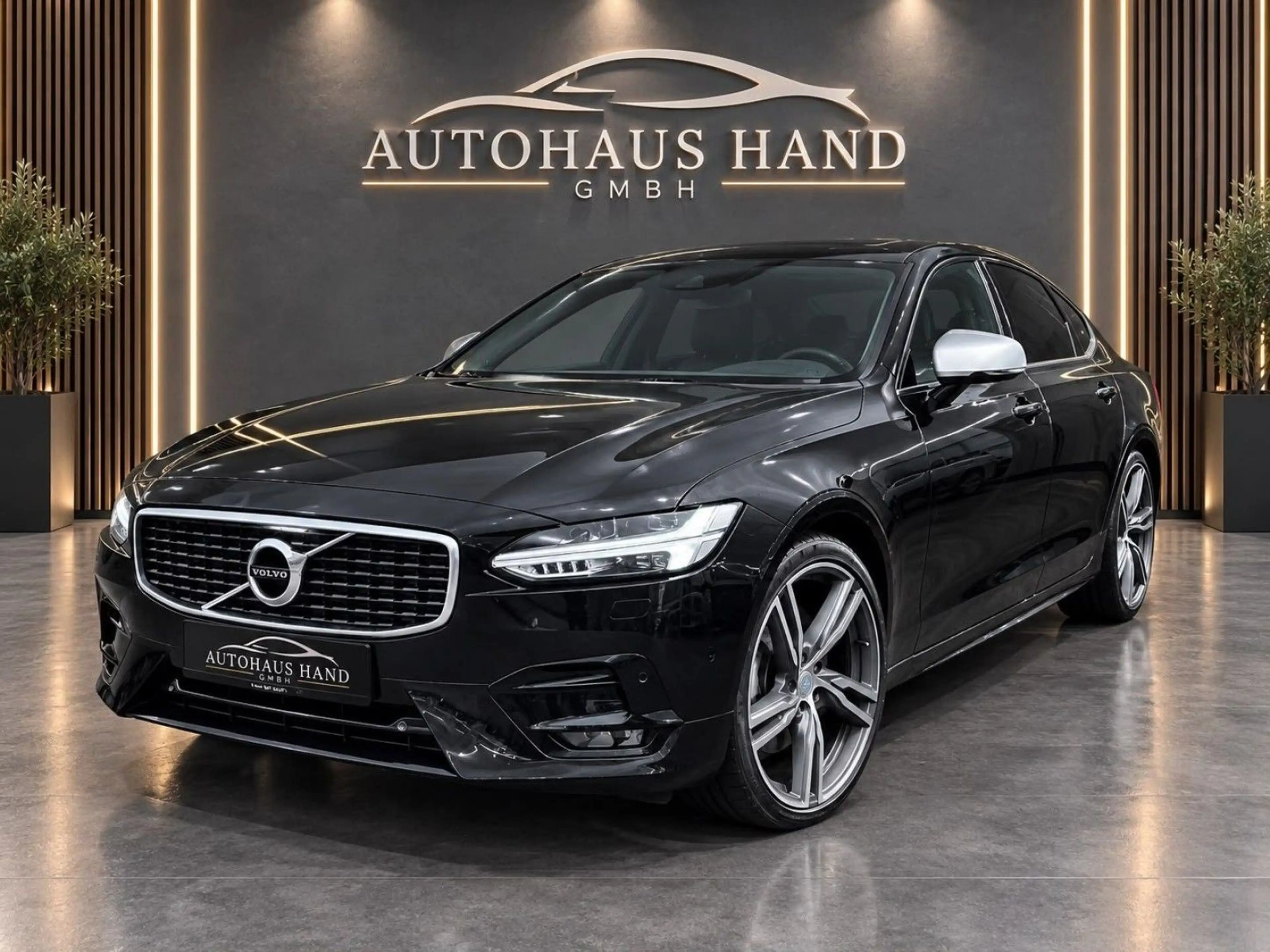 Volvo S90 *LONG*T5*AWD*PANO*R-DESIGN*LED*ACC*ONYX*