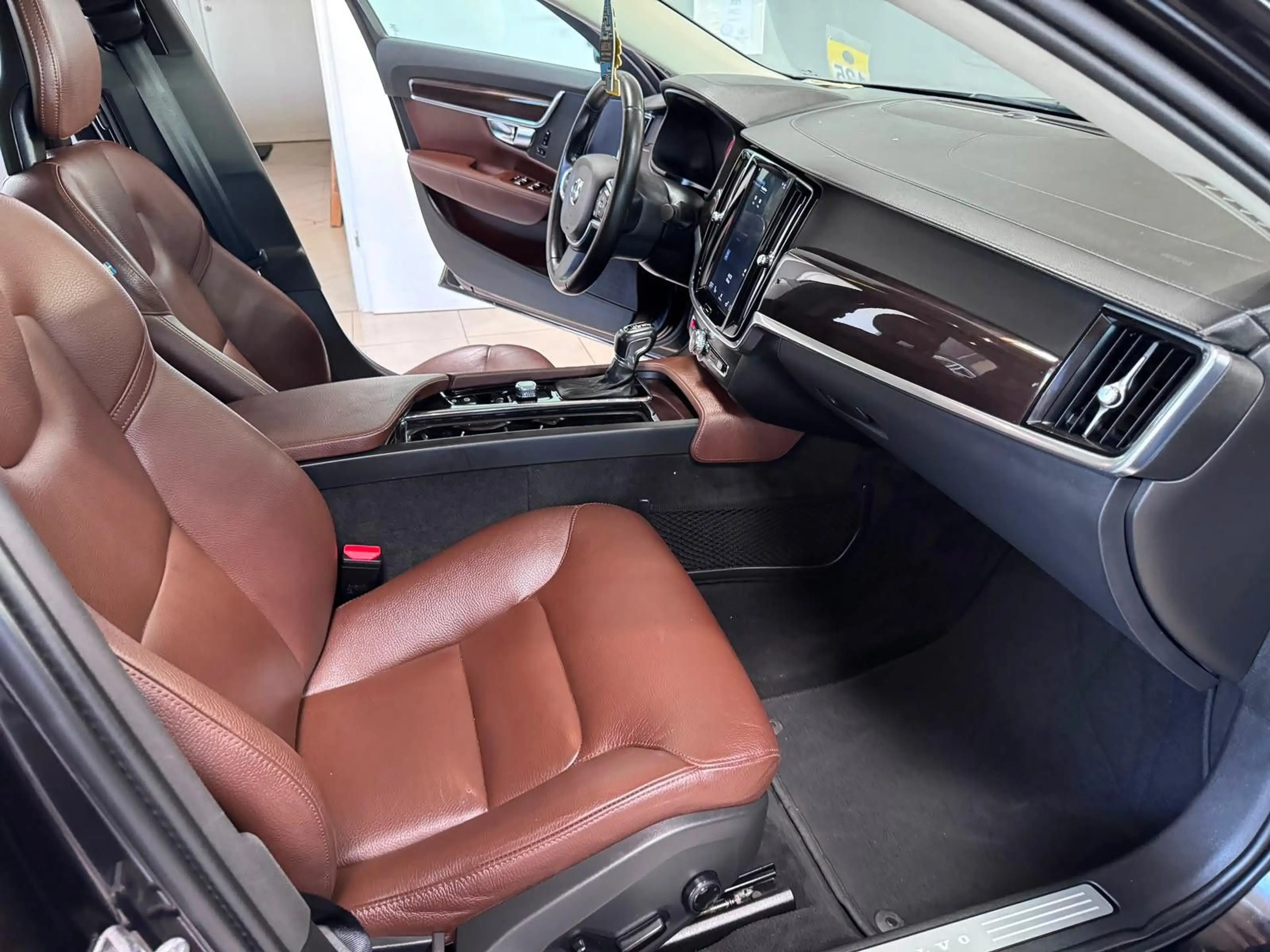 Volvo S90 *LONG*T5*AWD*PANO*R-DESIGN*LED*ACC*ONYX* — photo 13