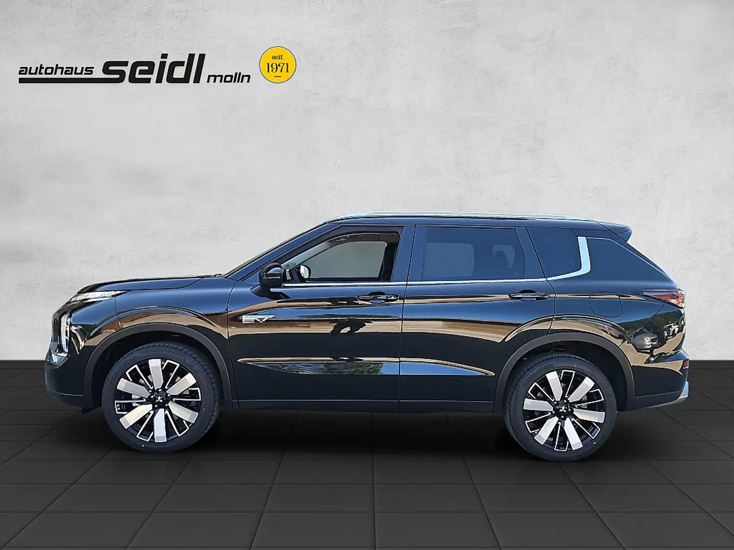 Mitsubishi Outlander Intense 2,4 PHEV *44.480 (306PS Systemleistung) Schwarz - 2