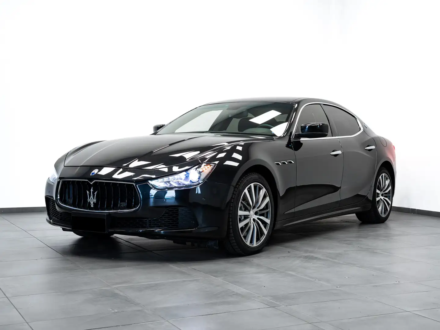 Maserati Ghibli Ghibli 3.0 V6 ds 275cv auto Schwarz - 1