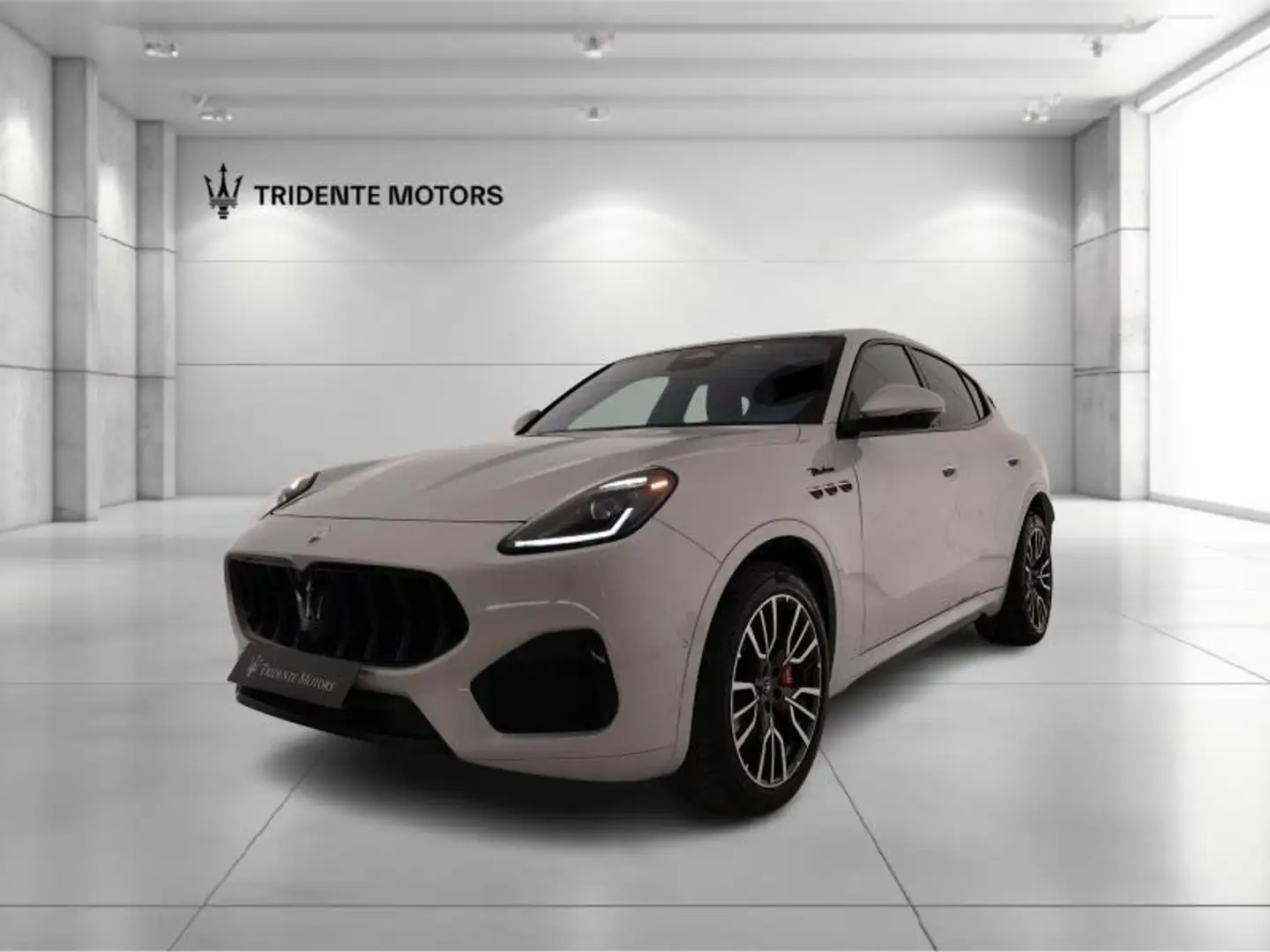 Maserati Grecale 2.0 mhev Modena 330cv auto Argent - 1