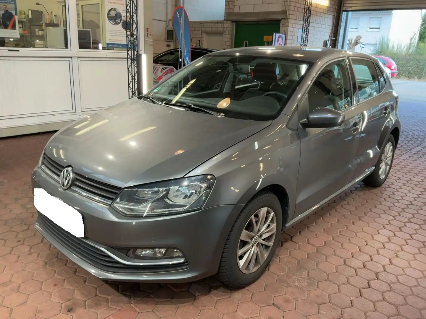 Volkswagen Polo Polo 1.0 75 Confortline 1ère main - 1