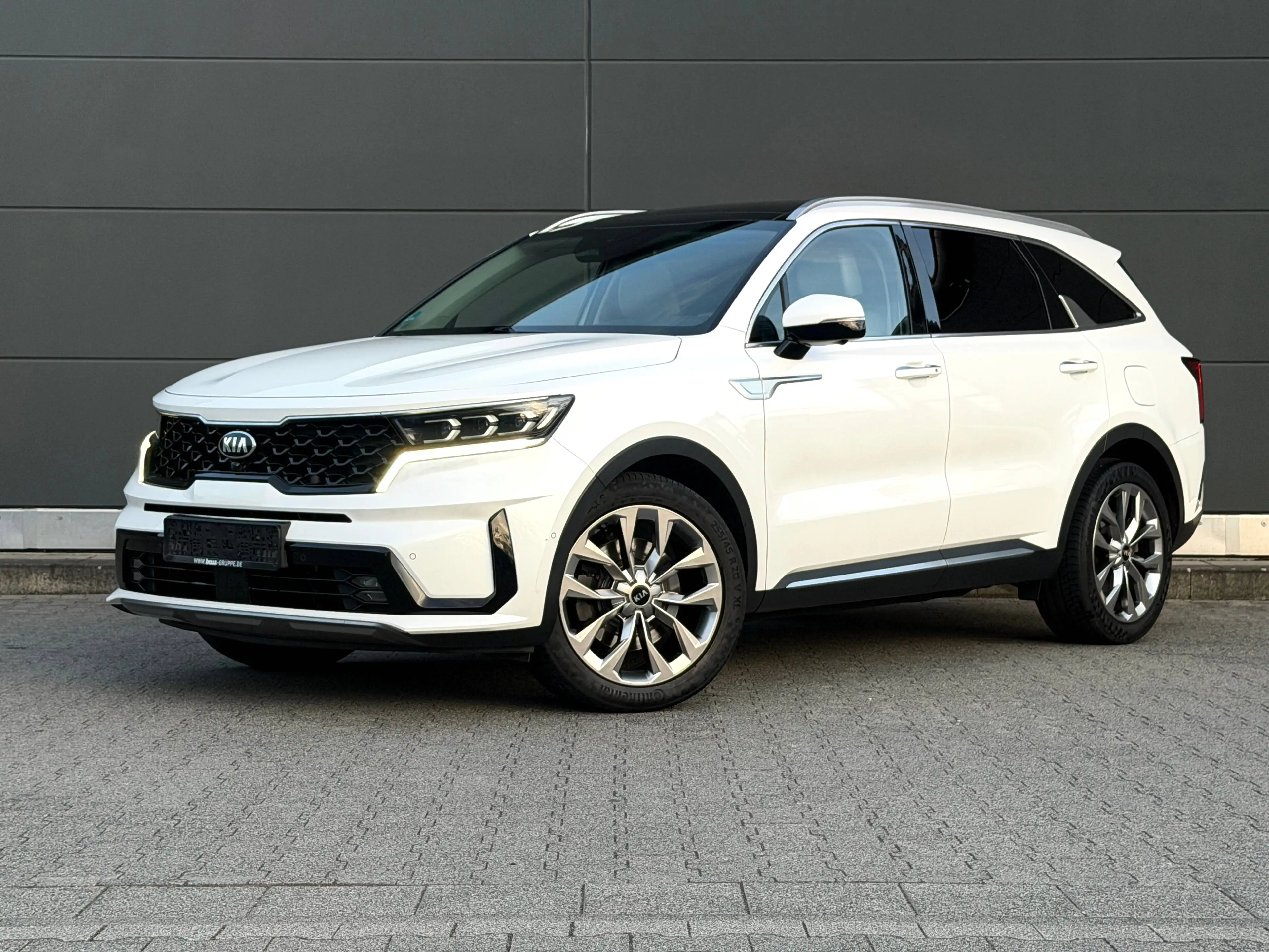 Kia Sorento Platinum 4WD 7-Sitze *Panorama* MemorySitze Unfallfrei 2. Hand