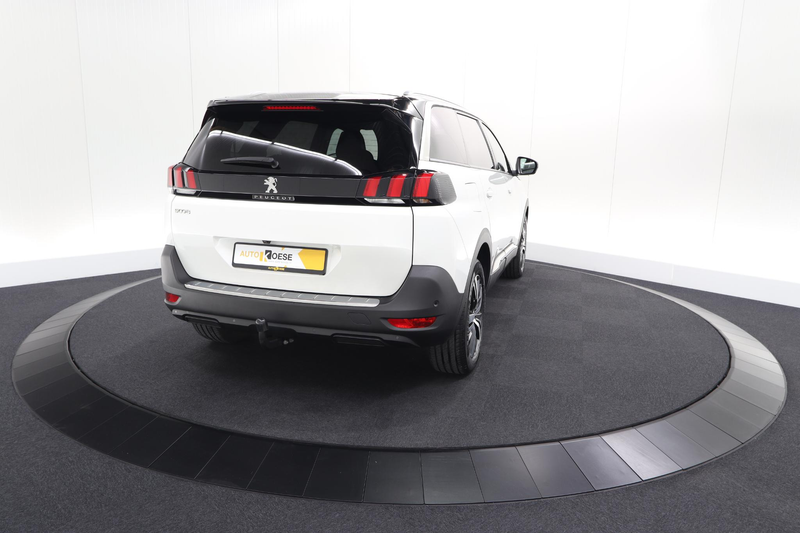 Peugeot 5008 PureTech 130 EAT8 Allure Pack Business | Trekhaak — photo 11