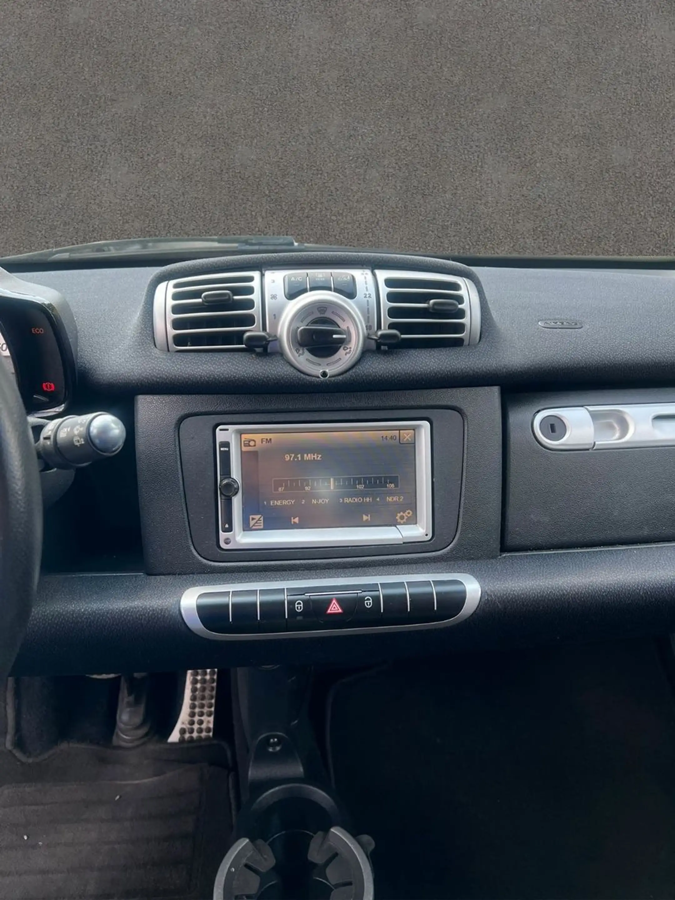 smart forTwo coupé 1.0 52kW mhd passion*SERVO* — photo 12