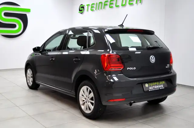 Volkswagen Polo view 5