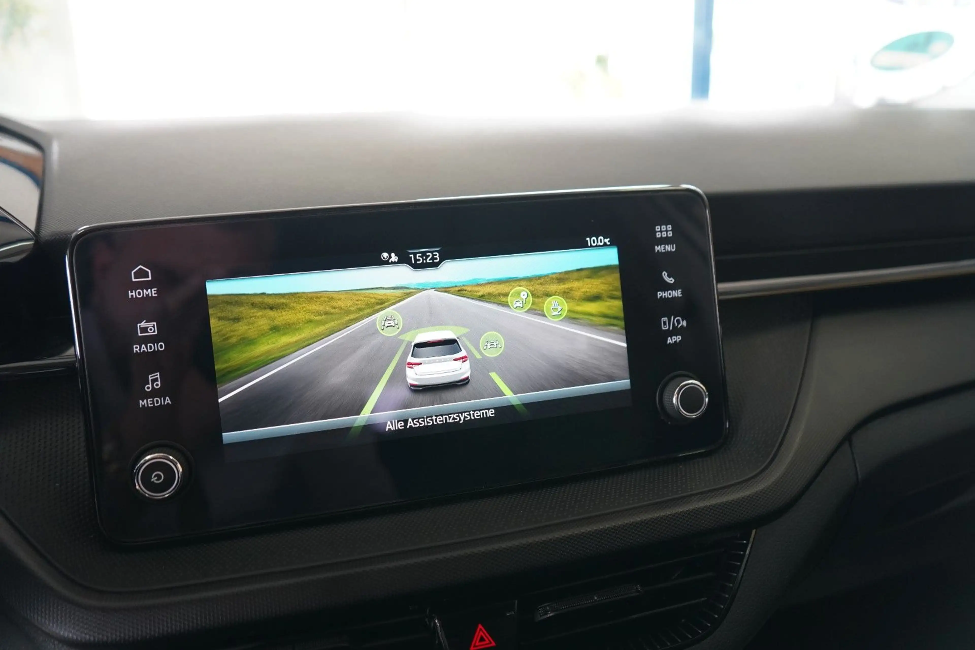 Skoda Fabia Essence KLIMA / TEMPOMAT / PDC / MWST — photo 14