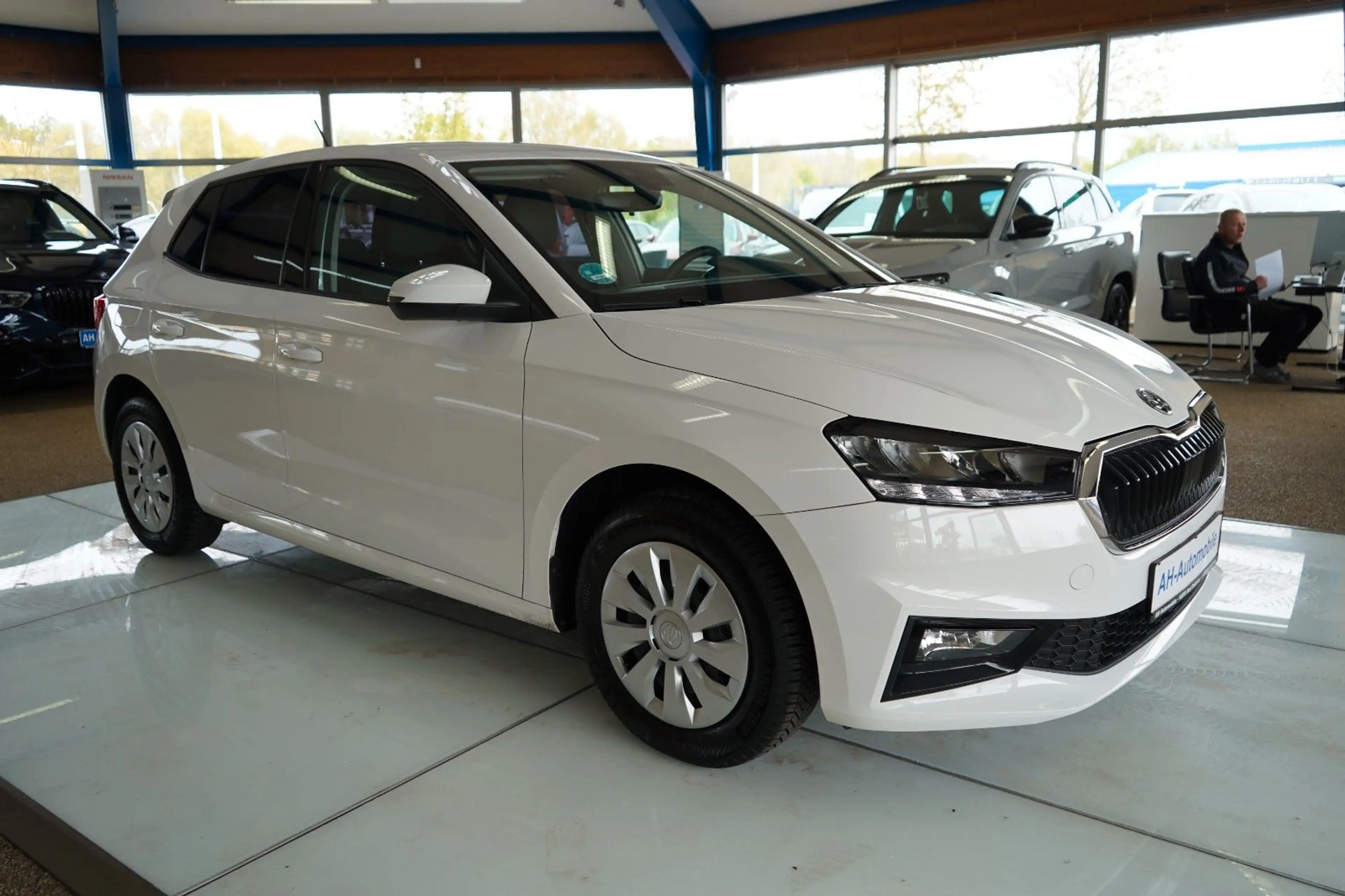 Skoda Fabia Essence KLIMA / TEMPOMAT / PDC / MWST — photo 2