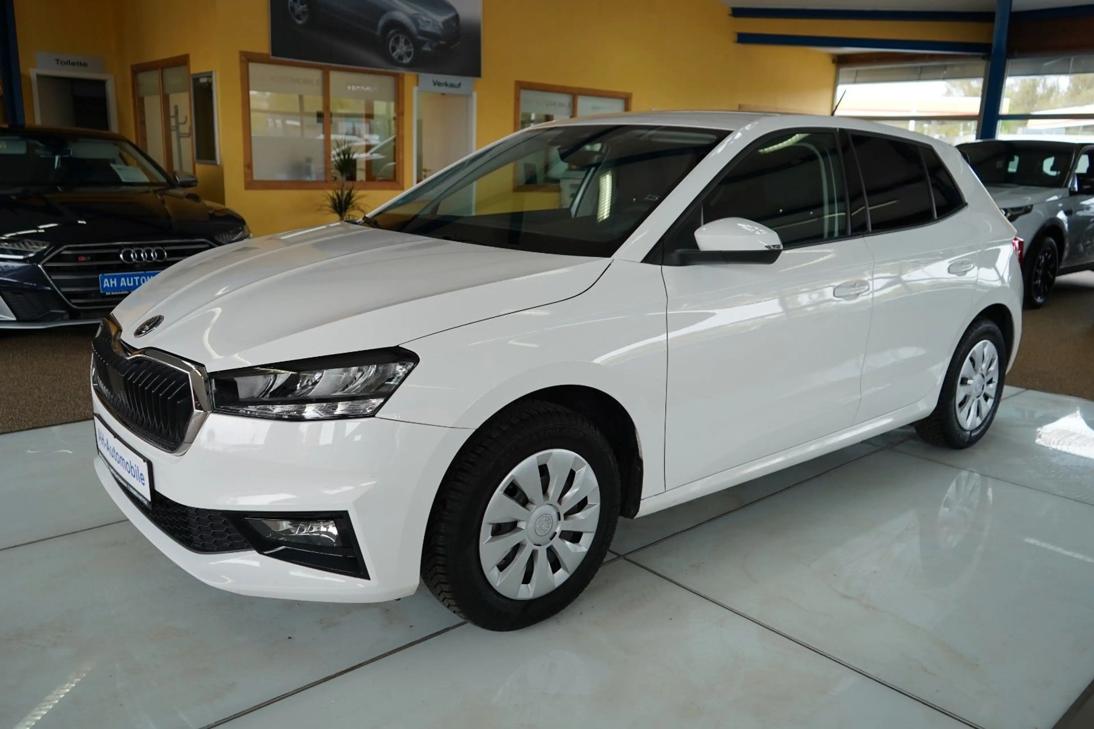 Skoda Fabia Essence KLIMA / TEMPOMAT / PDC / MWST
