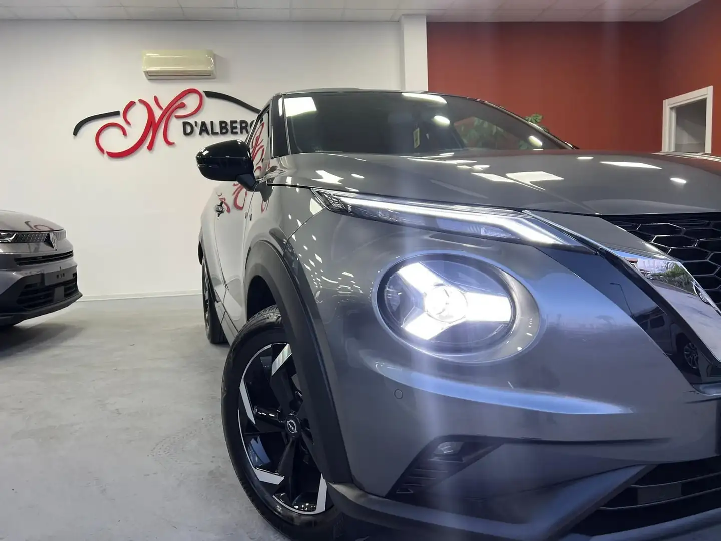 Nissan Juke 1.0 DIG-T 114 CV N-Design Grigio - 2