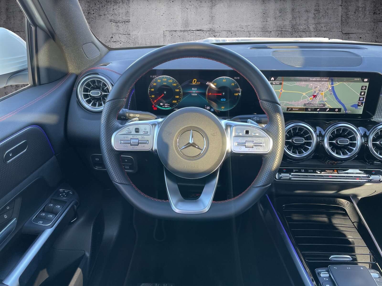 Mercedes-Benz EQB