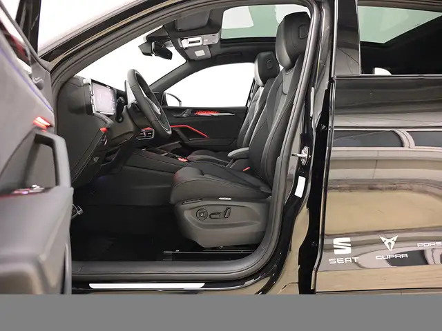 Volkswagen Tiguan view 12