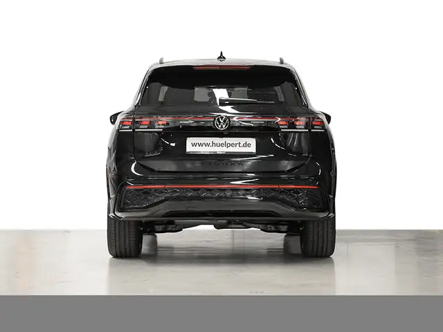 Volkswagen Tiguan view 4