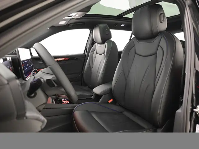 Volkswagen Tiguan view 11