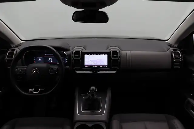 Citroen C5 Aircross view 2