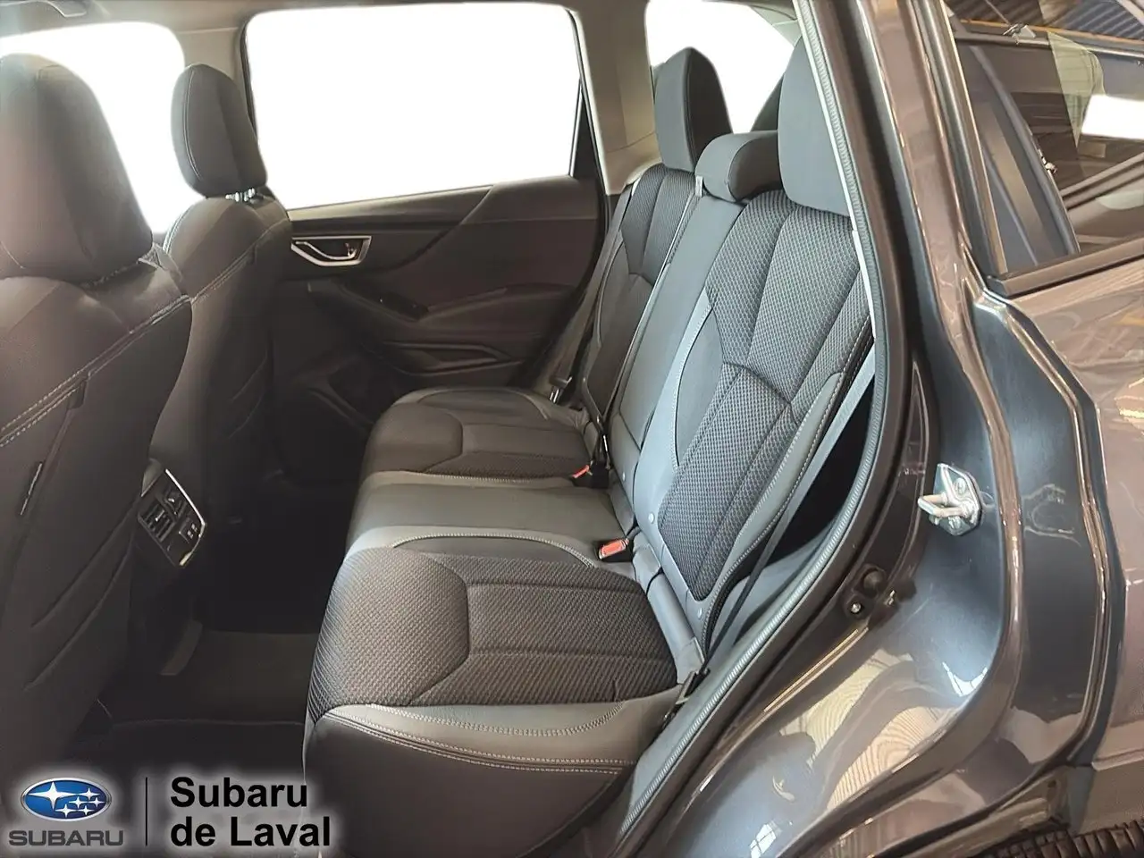 Subaru Forester снимка Subaru Forester