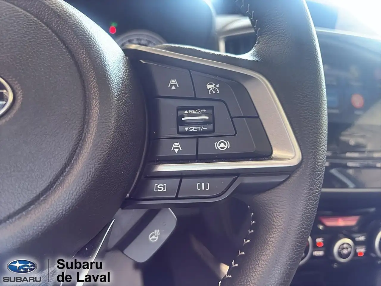 Subaru Forester снимка Subaru Forester
