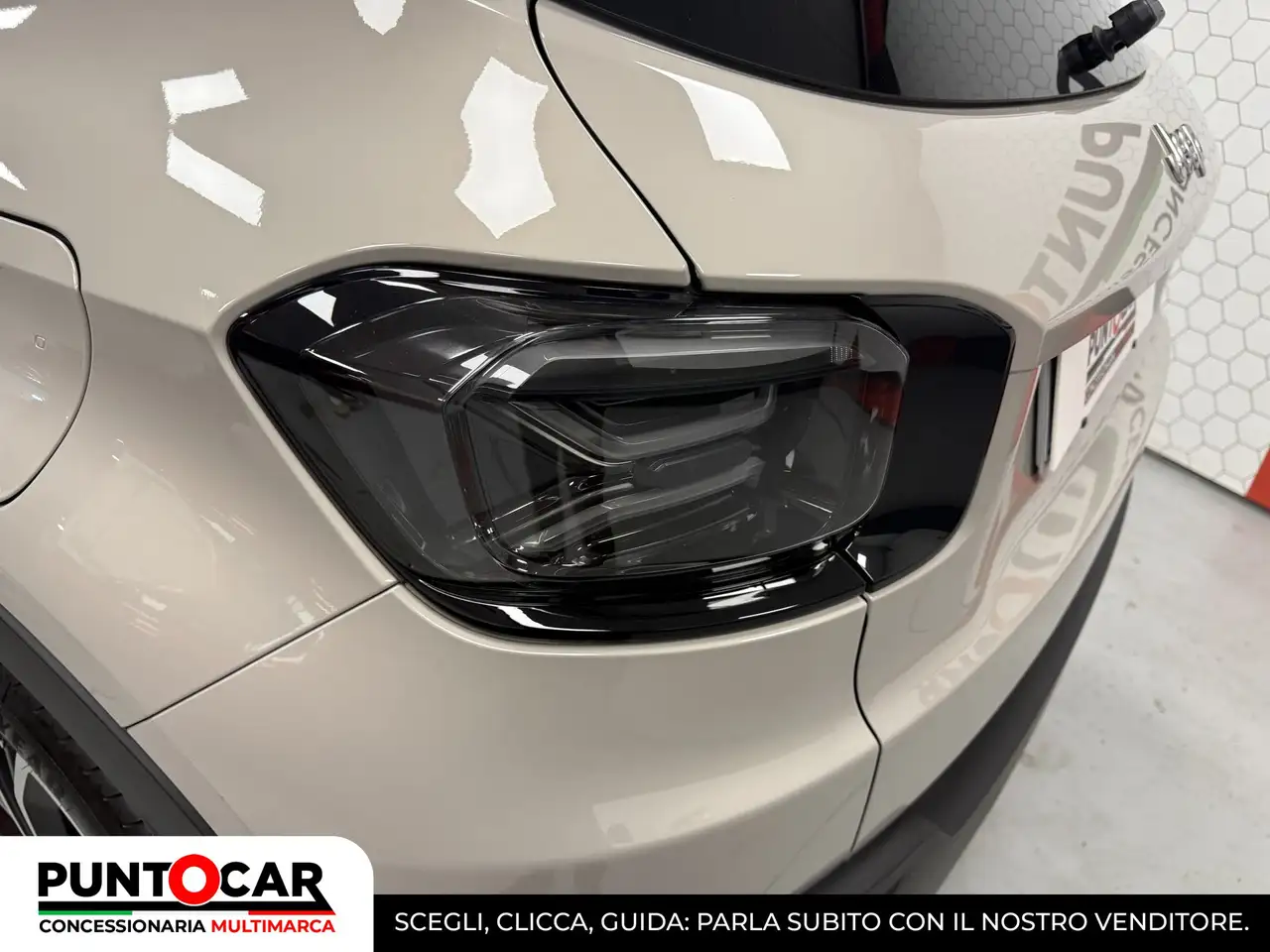 Jeep Avenger 1.2 Turbo Summit 19